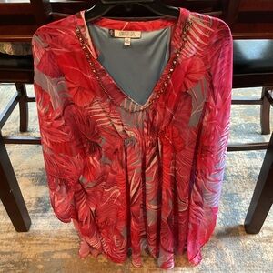 Jennifer Lopez Shaw with inner shirt And necklace attached size medium